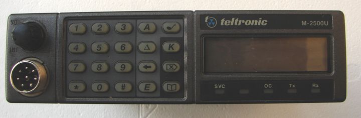 p2500vueface.jpg - 29060 Bytes